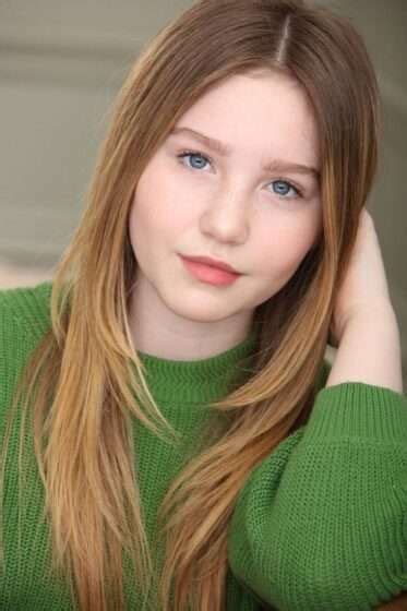 Ella Anderson Biography, Height, Weight, Age,。